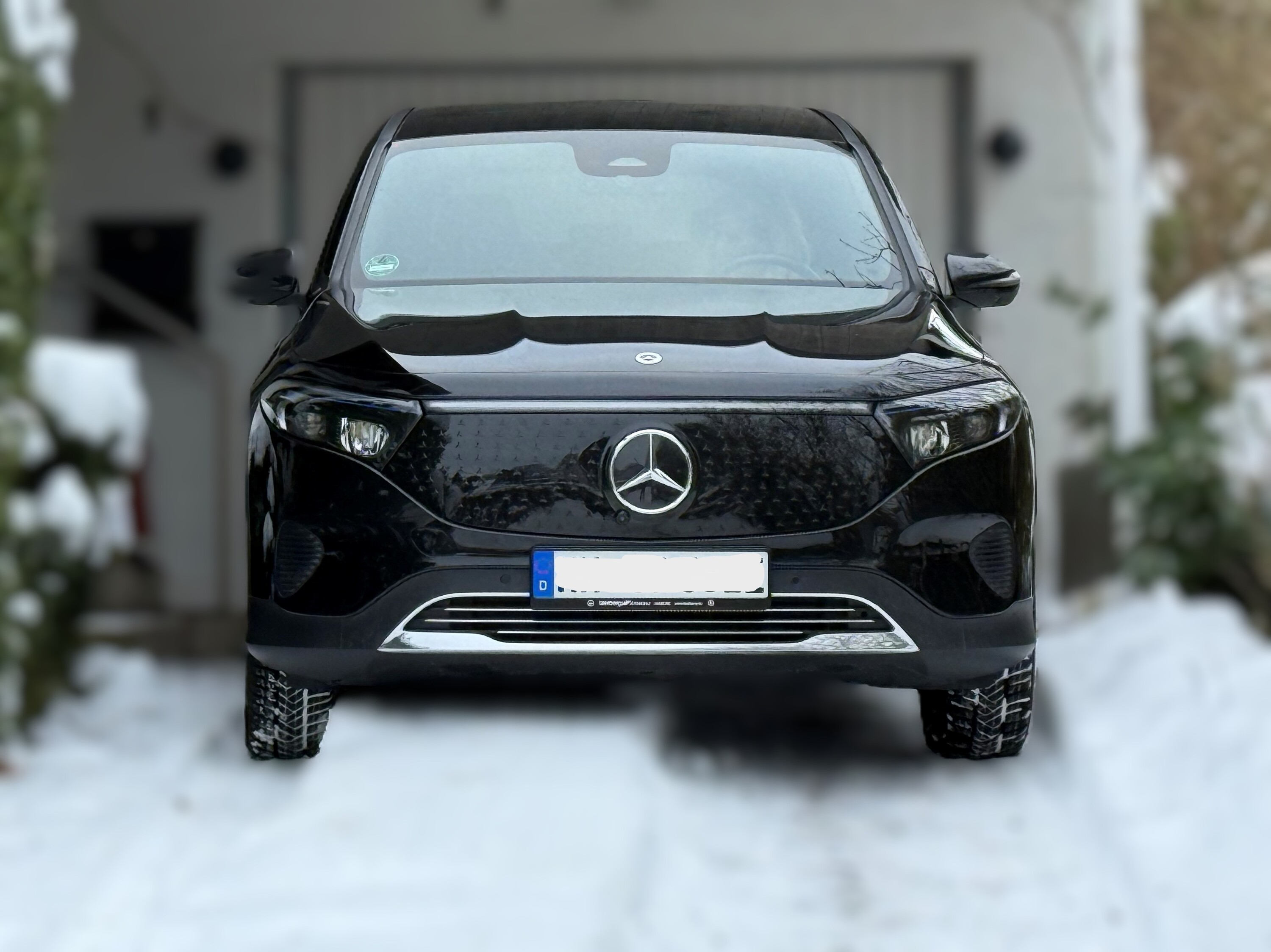 EQB 350 4MATIC im Schnee